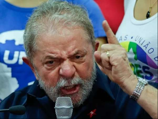 Lula recebeu R$ 3,6 milhões da Andrade Gutierrez, aponta laudo da PF