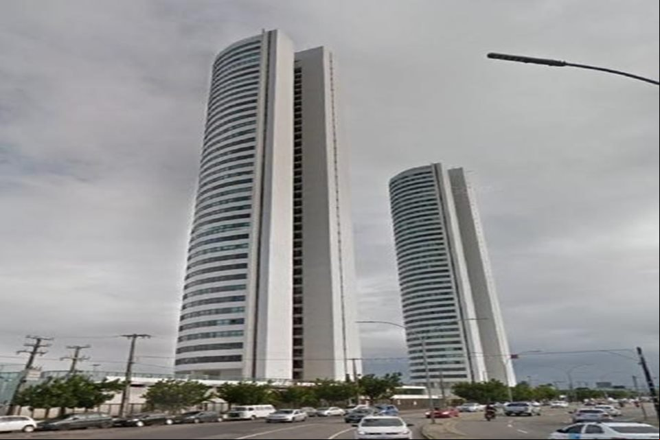 Criança de 5 anos morre ao cair do 9º andar
