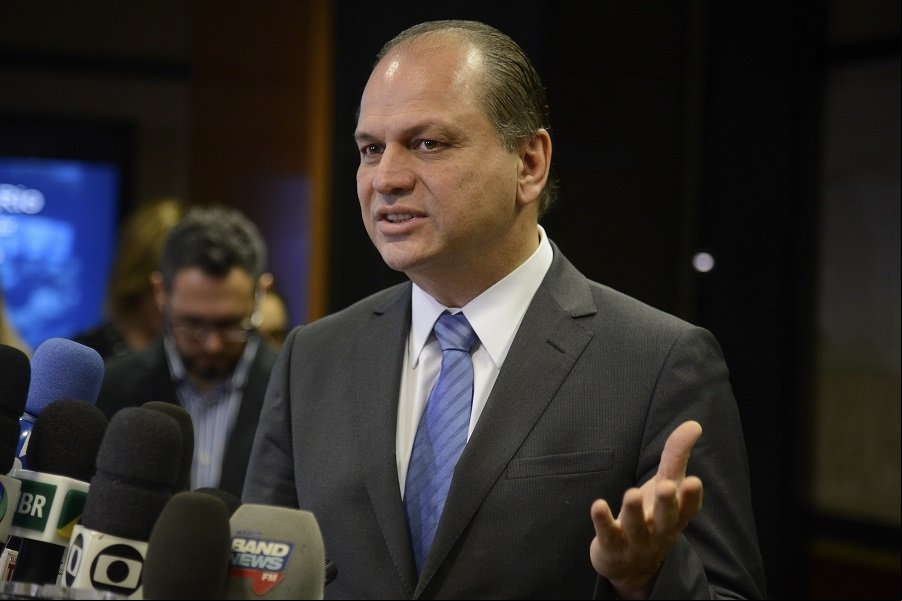 Brasil pretende eliminar hepatite C até 2030, diz ministro da Saúde