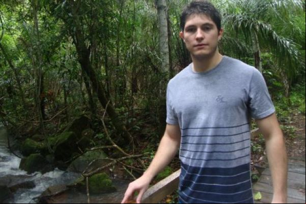 Execução de estudante de Medicina causa revolta em cidade