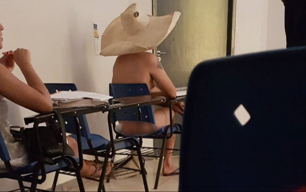 Estudante assiste à aula pelado na UFG e causa polêmica
