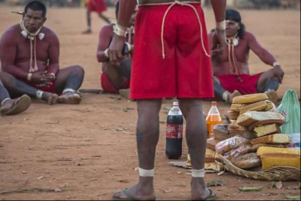 Refrigerante e doce provocam epidemia de diabetes em índios de MT
