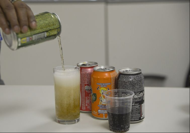 Governo quer fechar acordo para reduzir níveis de açúcar em alimentos