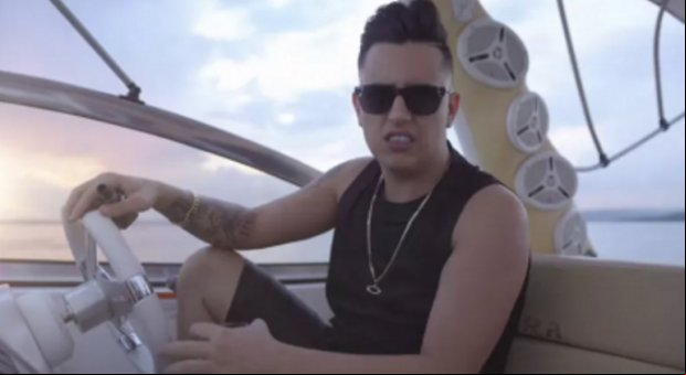 Cantor sertanejo é preso por tráfico