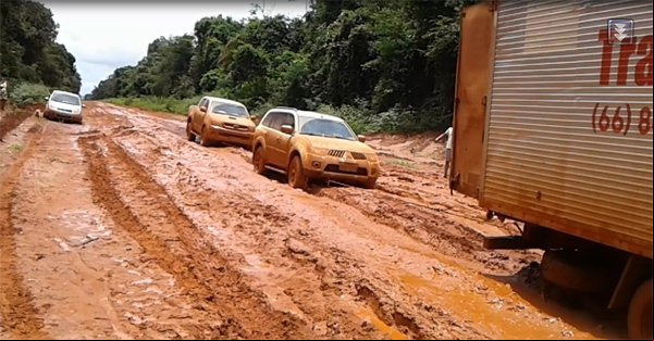 Motoristas e produtores reclamam das péssimas condições de trafegarem na MT-322