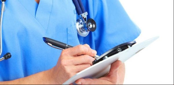 MEC vai exigir carga horária no SUS para estudantes de medicina