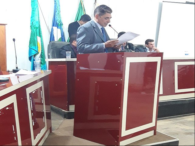 Vereador Silvanio solicita a construção de uma ponte na rua das Adálias e a abertura de uma estrada que ligue o bairro Rondônia ao bairro Castelo dos Sonhos
