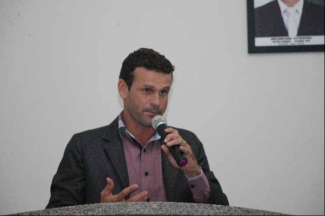 Vereador Walzinho solicita cascalhamento e patrolamento das Linhas pertencentes ao Projeto Assentamento Capa Mansa