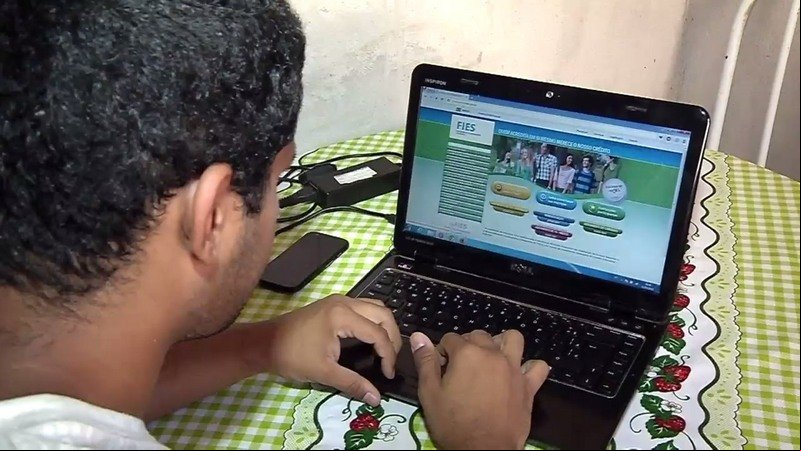 Estudantes têm até quinta-feira para renovar contratos do Fies