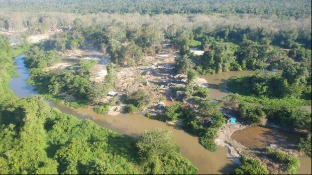Polícia Federal prende trio por garimpo ilegal em Terra indígena