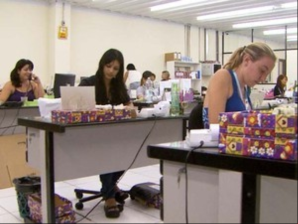 48% das mulheres se acham julgadas pelo que vestem no trabalho