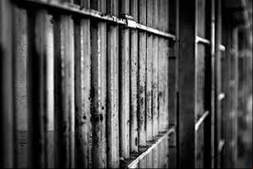 Presos mantêm agentes penitenciários reféns há três dias em Curitiba