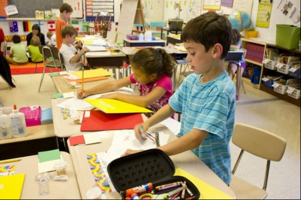 Brasil cumpre apenas 2 de 6 metas mundiais para a educação