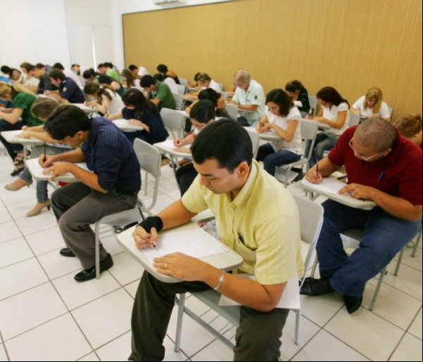 12 órgãos abrem inscrições para 1,7 mil vagas nesta segunda-feira