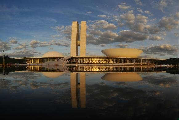 Entenda a PEC 10/2013, que muda as regras do foro privilegiado