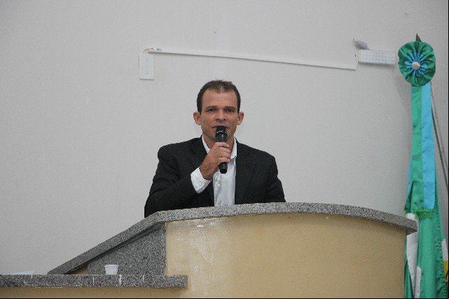 Vereador Elias solicita construção de terminal rodoviário em Colniza