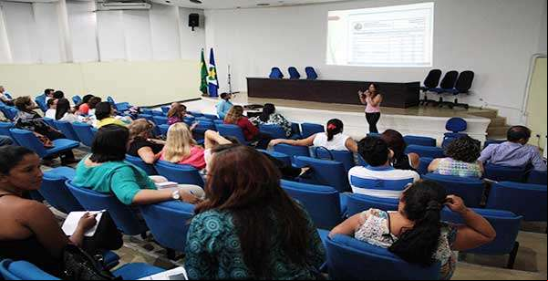 Seduc investirá em formação de gestores escolares