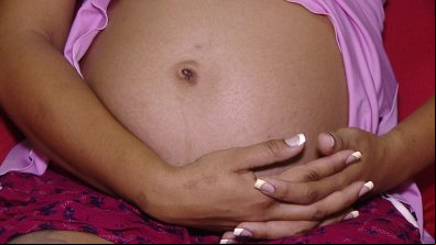 Grávida é agredida e forçada a transar com marido em Cuiabá
