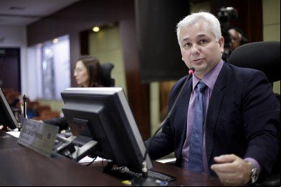 Suspensa em Colniza licitação para contratar empresa de fornecimento de internet