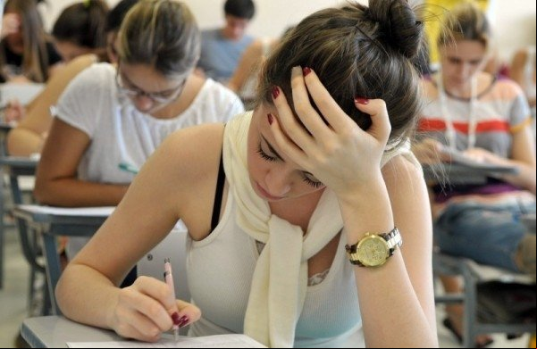 Fies mantém limite de R$ 5 mil por mês para financiamento estudantil