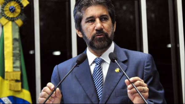 Raupp anuncia adiamento da audiência pública para discutir a BR 174 que liga Vilhena a Juína
