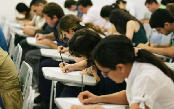 Veja 10 órgãos que abrem inscrições para 820 vagas nesta segunda