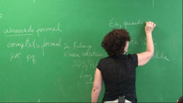 Professora é internada após envenenamento em escola de MT