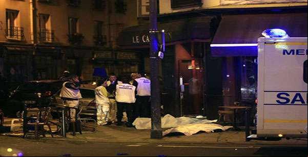 Ataques terroristas em Paris deixam dezenas de mortos; há reféns