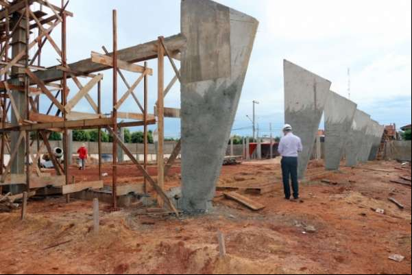 Governo investe R$ 17 mi em 22 novas quadras poliesportivas, Colniza faz parte
