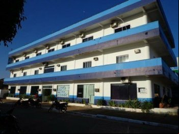 Confusão e pancadaria na prefeitura de Colniza acaba com um ferido