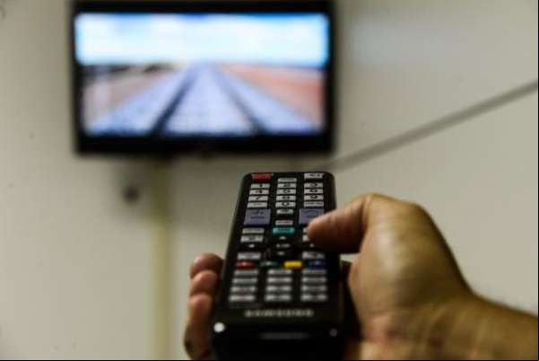 Conversor da TV digital para inscritos do Cadastro Único não tem interatividade