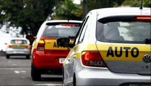 Autoescola fecha as portas e 600 alunos ficam no prejuízo