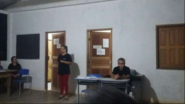 Comunidade rural apóia a luta dos profissionais da educação de Colniza