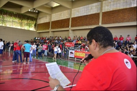 Para pressionar Governo, servidores da Educação de MT decretam estado de greve
