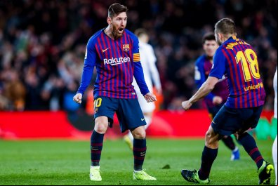 Liga dos Campeões é suspenso pela Uefa