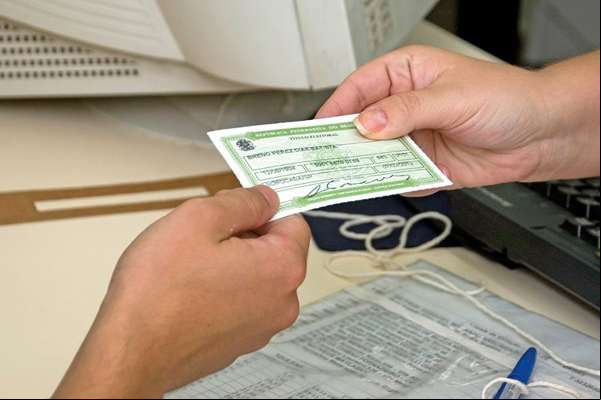 Segunda via do título de eleitor pode ser entregue até amanhã