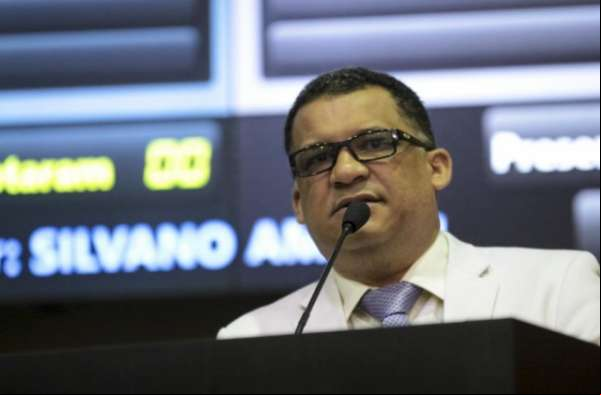 Deputado Silvano anuncia investimento de quase R$ 1 mi para o café clonal em MT
