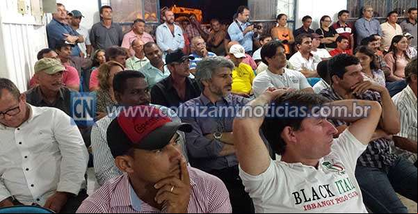 Vereadores de Colniza votam contra denuncia protocolada na câmara municipal