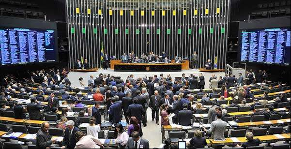 Sem acordo, Câmara descarta mudanças na Lei de Repatriação
