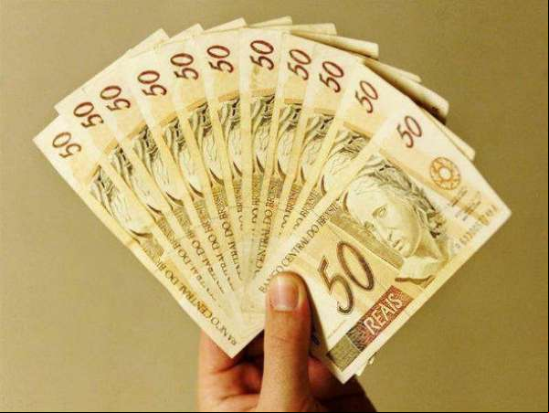 Previdência: governo publica decreto que garante antecipação do 13º salário