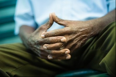 Homem toma leite com sal e morre dormindo em Várzea Grande