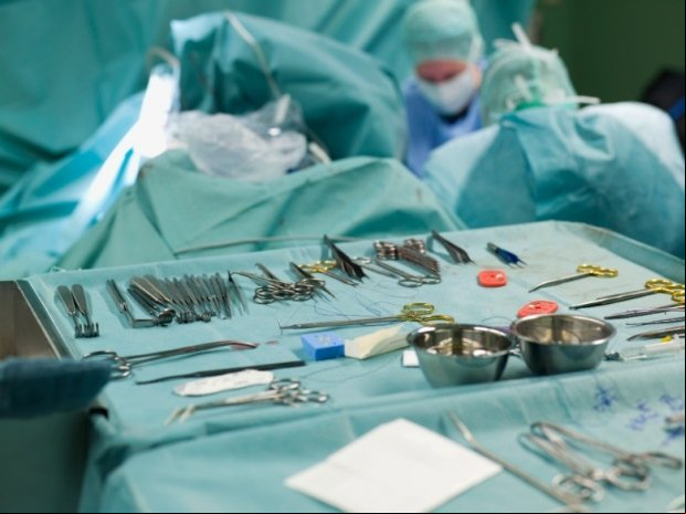 Justiça condena cooperativa de médicos a ressarcir cliente que se tratou em hospital não credenciado