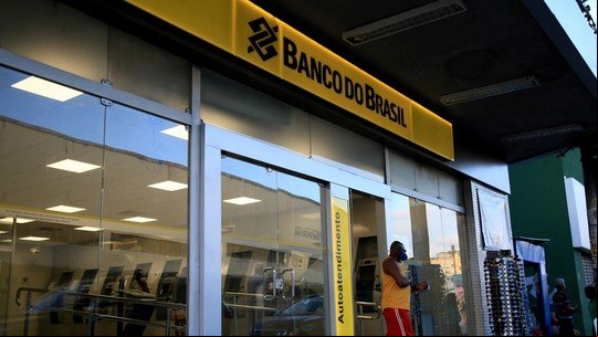 BB fecha mais de 100 agências e anuncia plano para demitir 5 mil