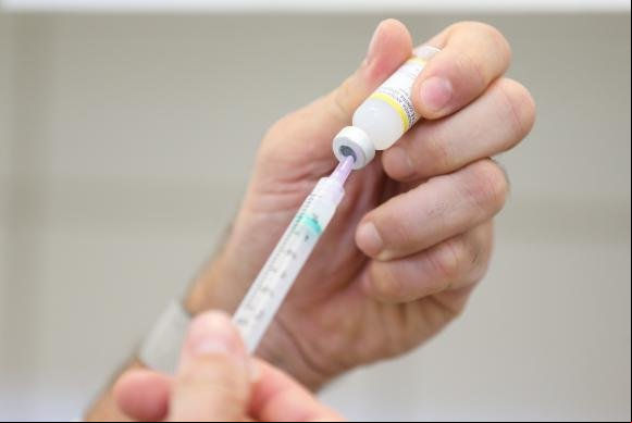 Camex zera imposto de importação para três tipos de vacinas