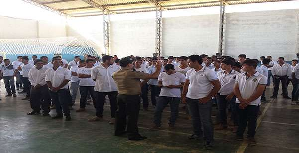 Em Colniza Jovens realizam Juramento à Bandeira