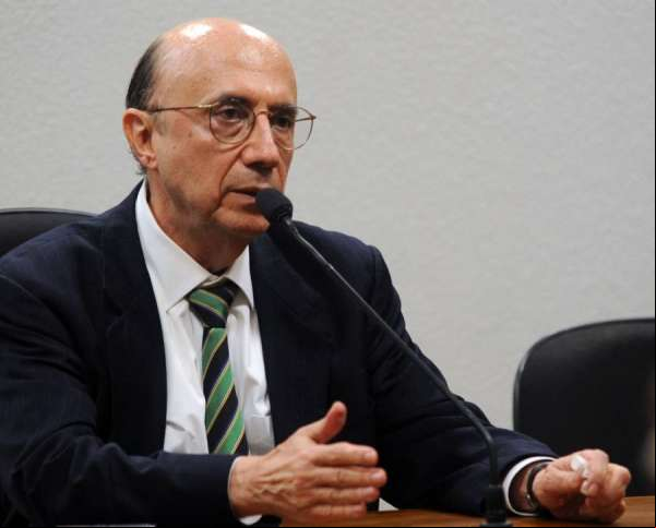 Governo federal descarta aumento de impostos até 2017