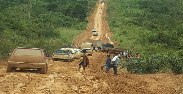 BR 174, em total abandono entre Castanheira e Colniza