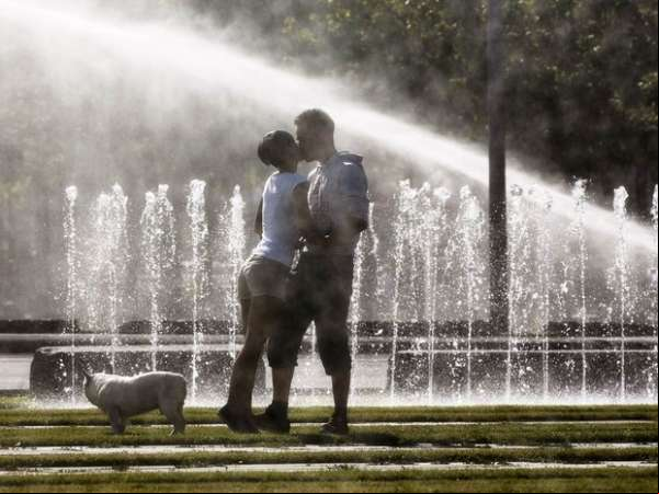 50% dos homens brasileiros já traíram, diz estudo; mulheres traem menos