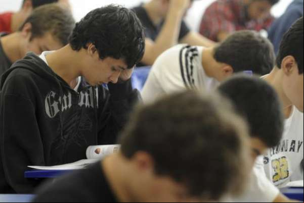 MEC define regras para vagas remanescentes do Fies 2/2016