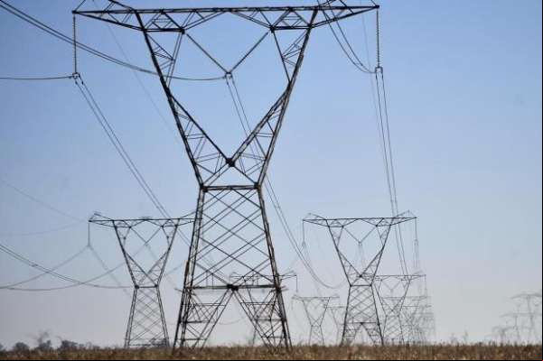 Preço da energia acumulará alta de 43,3% em 2015